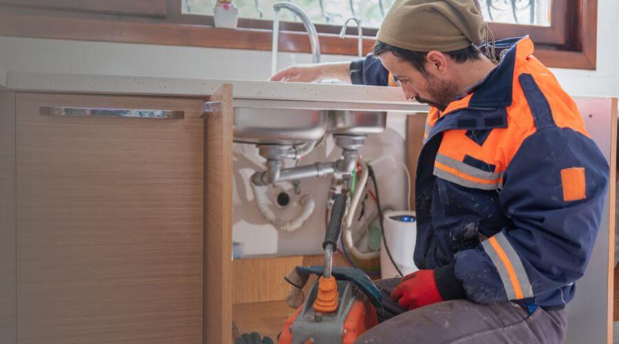 Expert burst pipe repair services in North Spring, WV